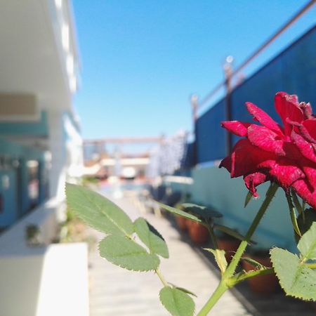 Epis Hotel Agia Marina  Bagian luar foto