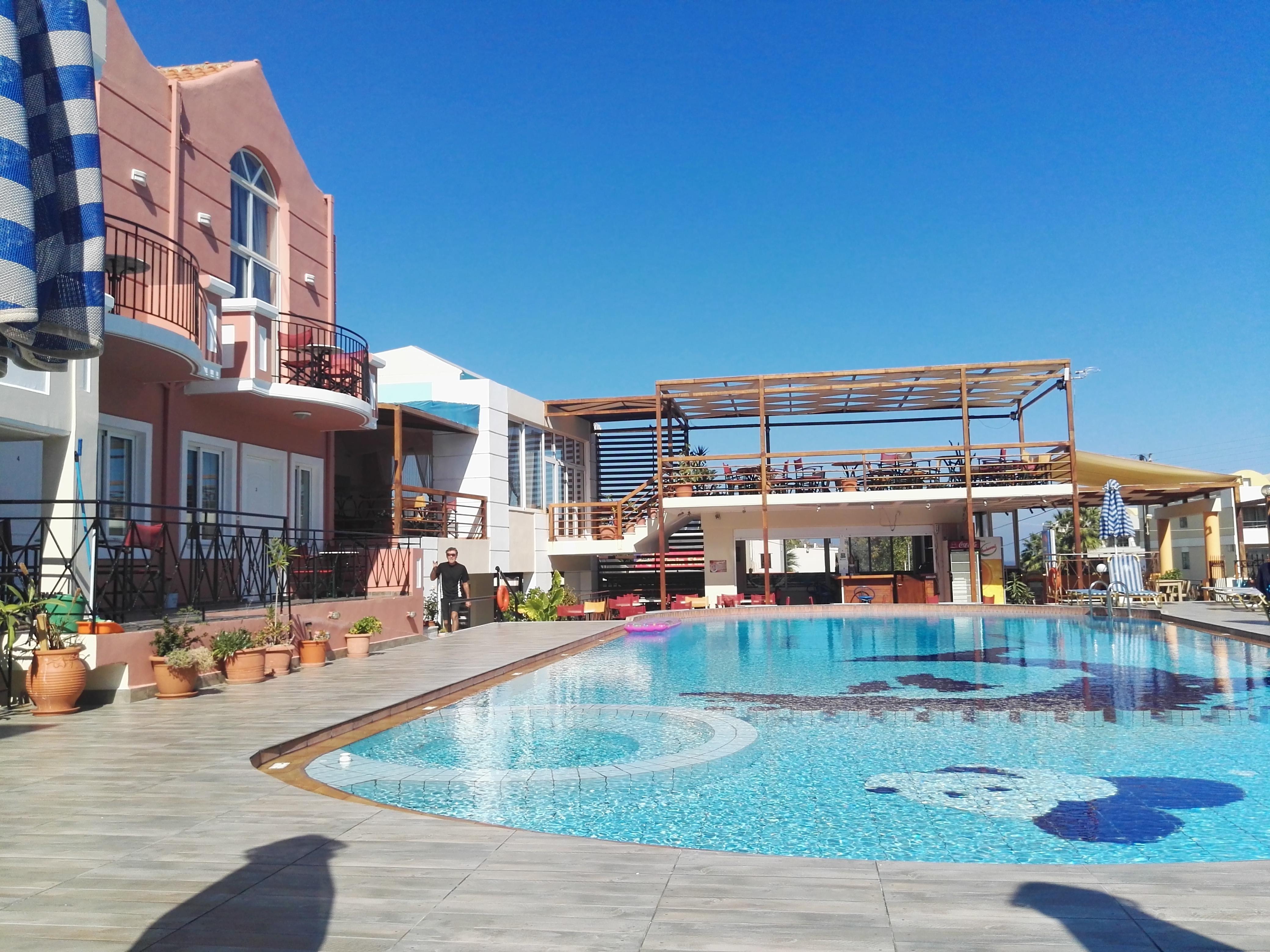 Epis Hotel Agia Marina  Bagian luar foto