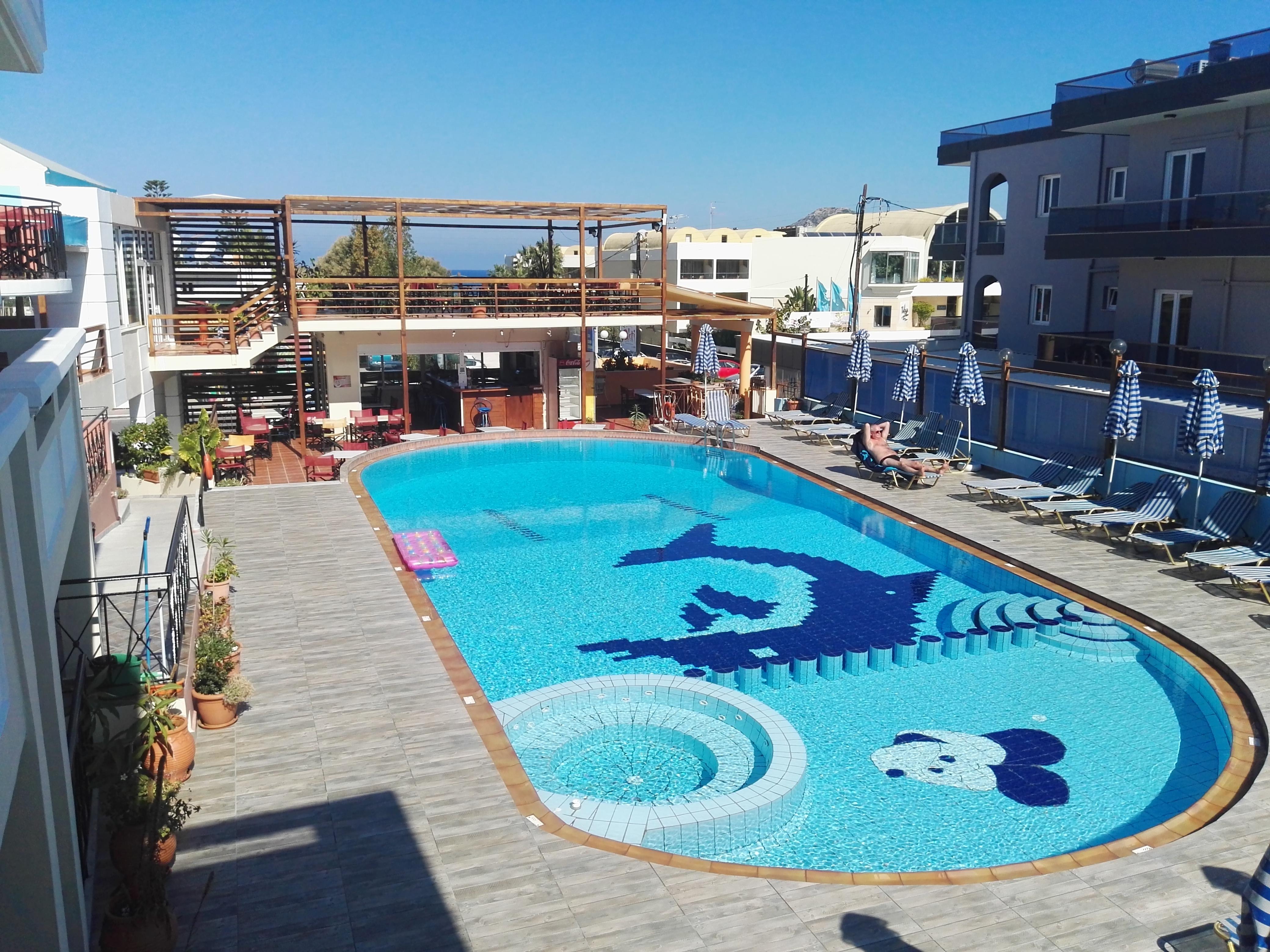 Epis Hotel Agia Marina  Bagian luar foto