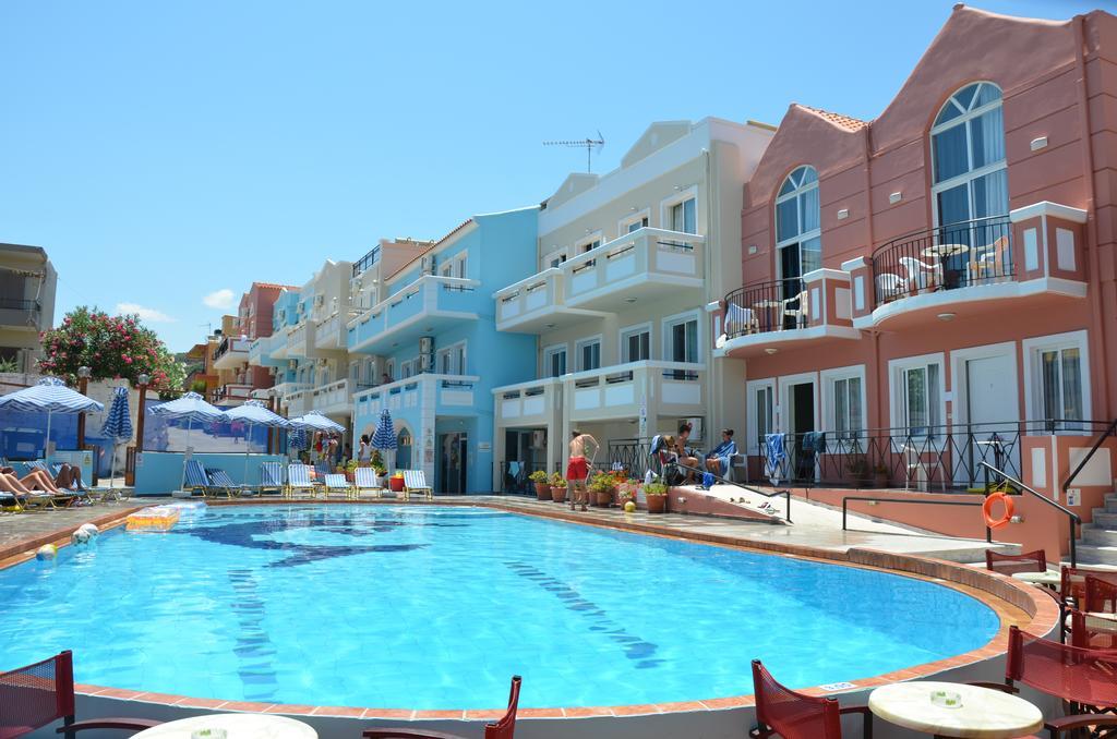 Epis Hotel Agia Marina  Bagian luar foto