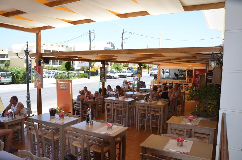 Epis Hotel Agia Marina  Bagian luar foto