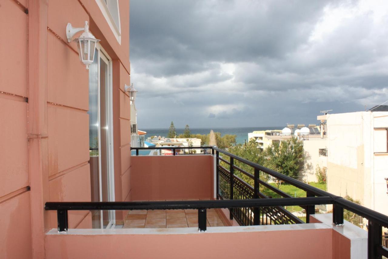 Epis Hotel Agia Marina  Bagian luar foto