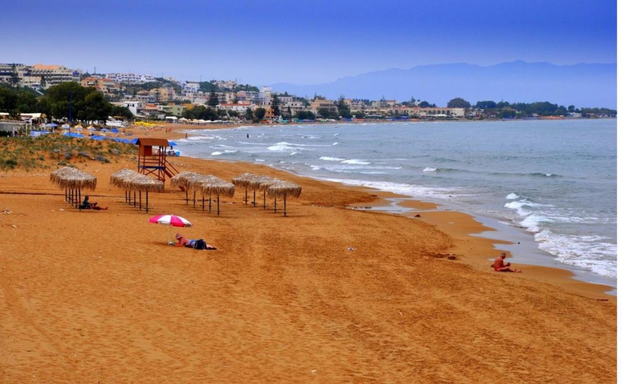 Epis Hotel Agia Marina  Bagian luar foto